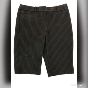 New York & Company Women’s Black and White Striped Bermuda Shorts XL